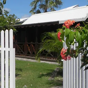 bungalow-chez-madly.comcaribbean.com/
