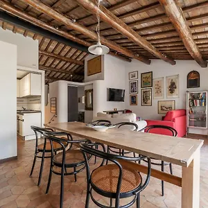 Banchi Vecchi With Terrace Apartment Rome